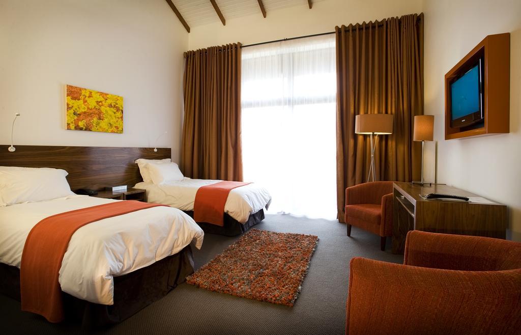 Golden Gate Hotel And Chalets Clarens Zewnętrze zdjęcie